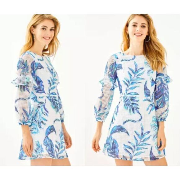 Lilly Pulitzer Blue and White Laurie Romper / Jumpsuit / Playsuit with Sleeves - Picture 4 of 9